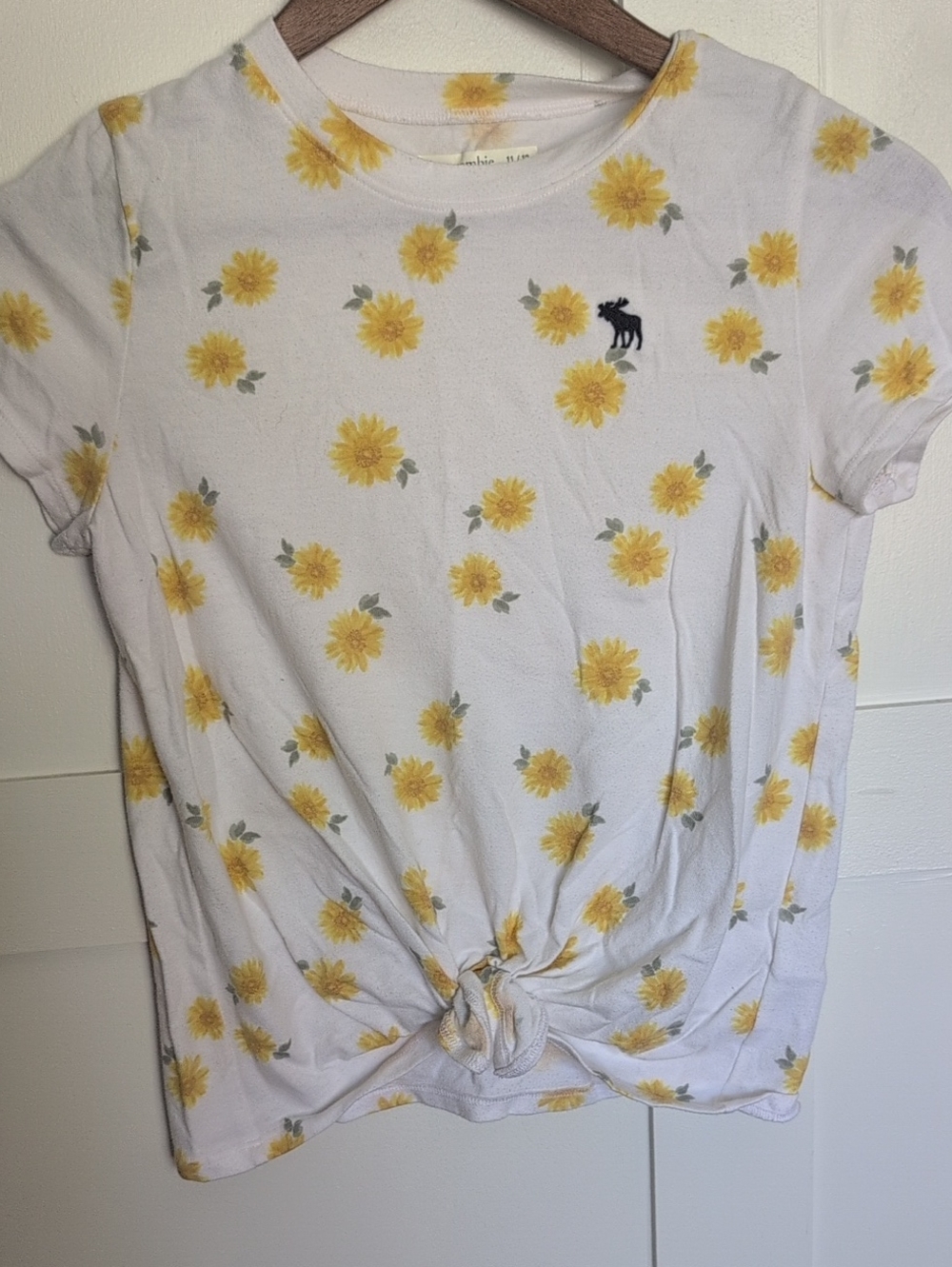 Abercrombie & Fitch White Tee with Yellow Sunflower Print and Navy Moose